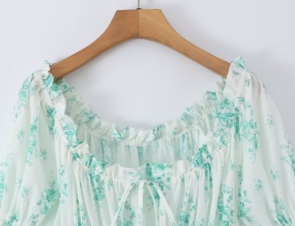 Summer Small Floral Drawstring Lace Scoop Smocking Tight Waist Dress