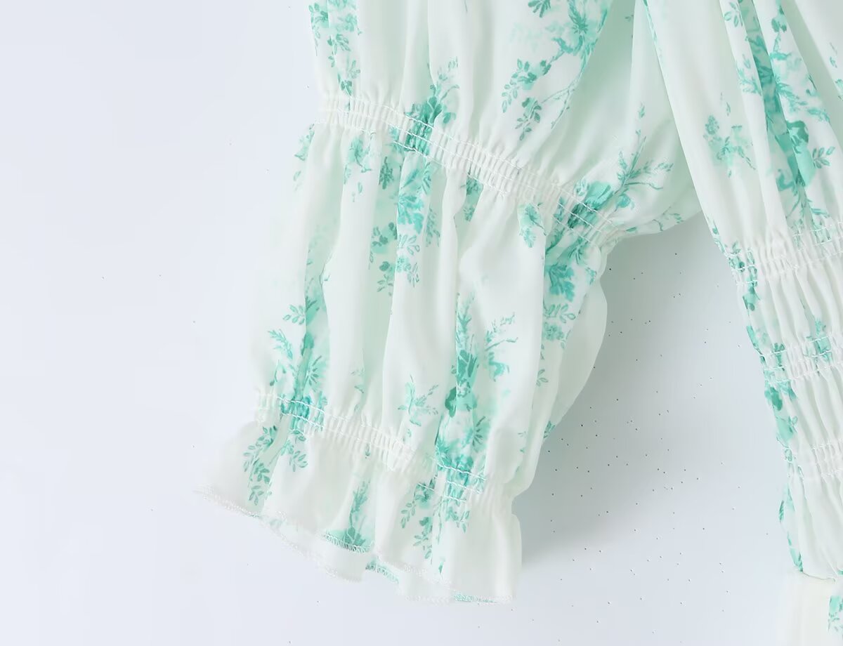 Summer Small Floral Drawstring Lace Scoop Smocking Tight Waist Dress