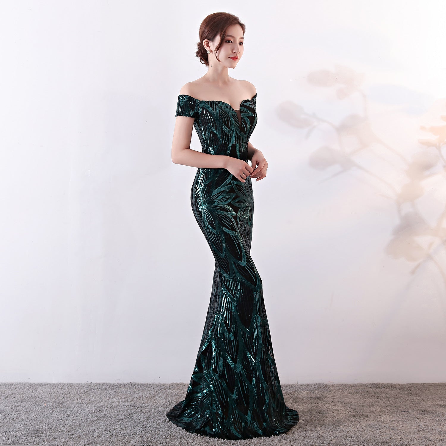 Off the Shoulder Gown Long Fish Tail Sequined Evening Dress Slim Fit Slimming Dress