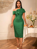 One Shoulder Sexy Bow Short Sleeved Jacquard Dress Party Elegant Retro Slim Fit Hip Dress
