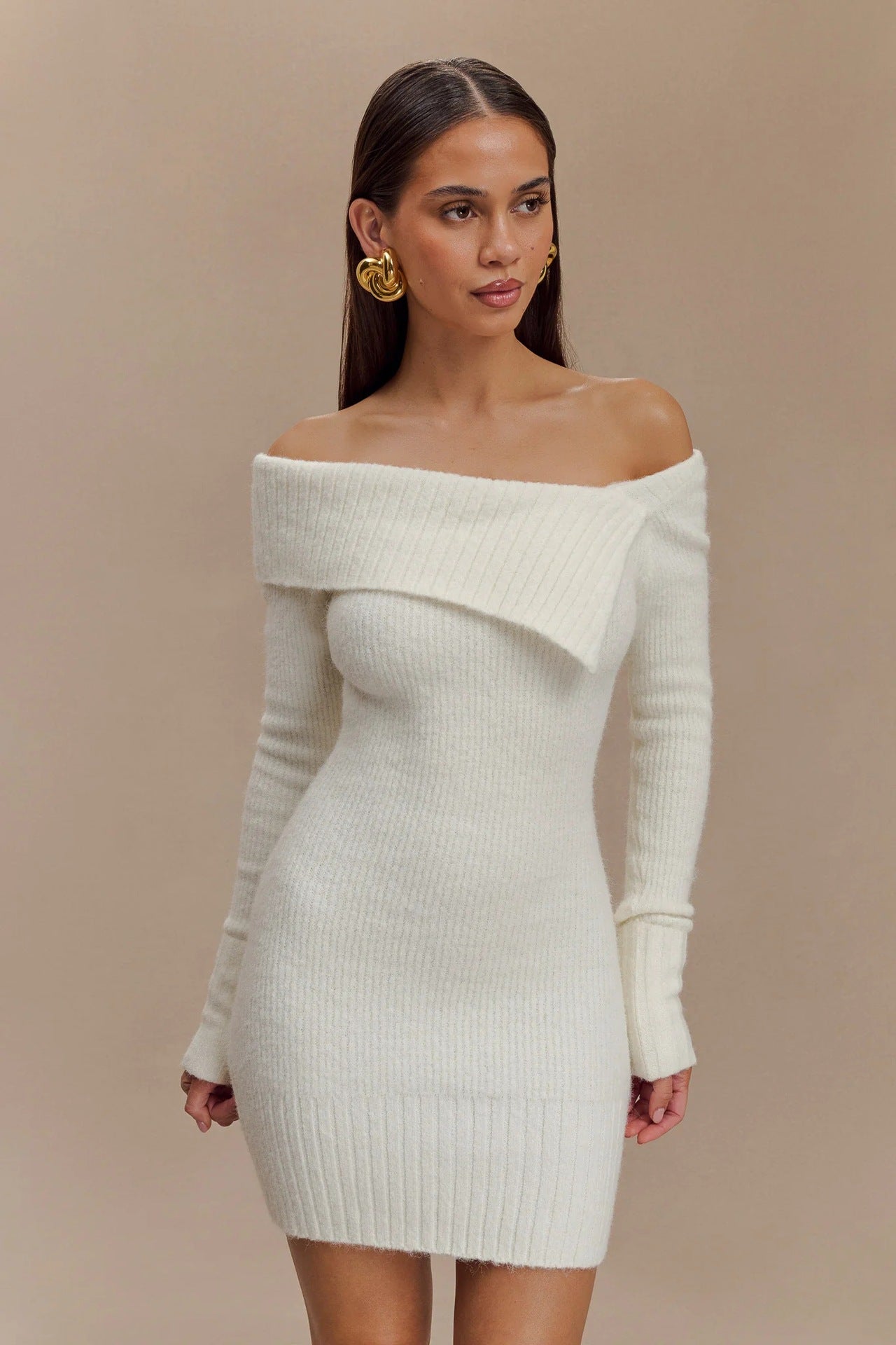 Autumn Winter Sweater Dress Women Long Sleeved off Neck Knitted Tight Graceful Short Dress
