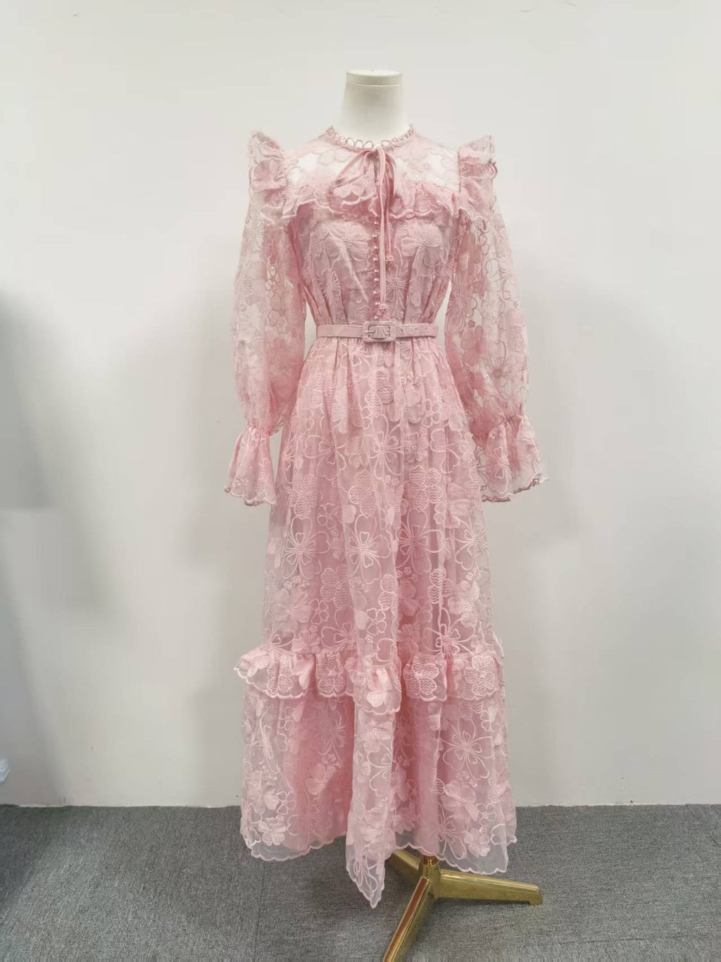 Summer Elegant Retro Lace Belt Lantern Sleeve Slim Slimming High Waist Dress Women