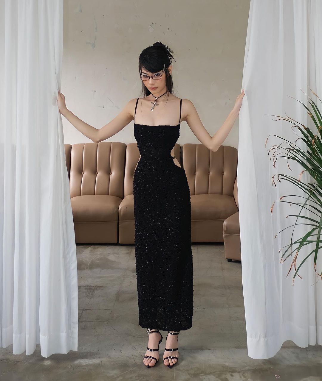 Sexy Suspenders Backless Thin Glittering Hollow Out Cutout Dress Summer Sexy High Grade Dress for Women